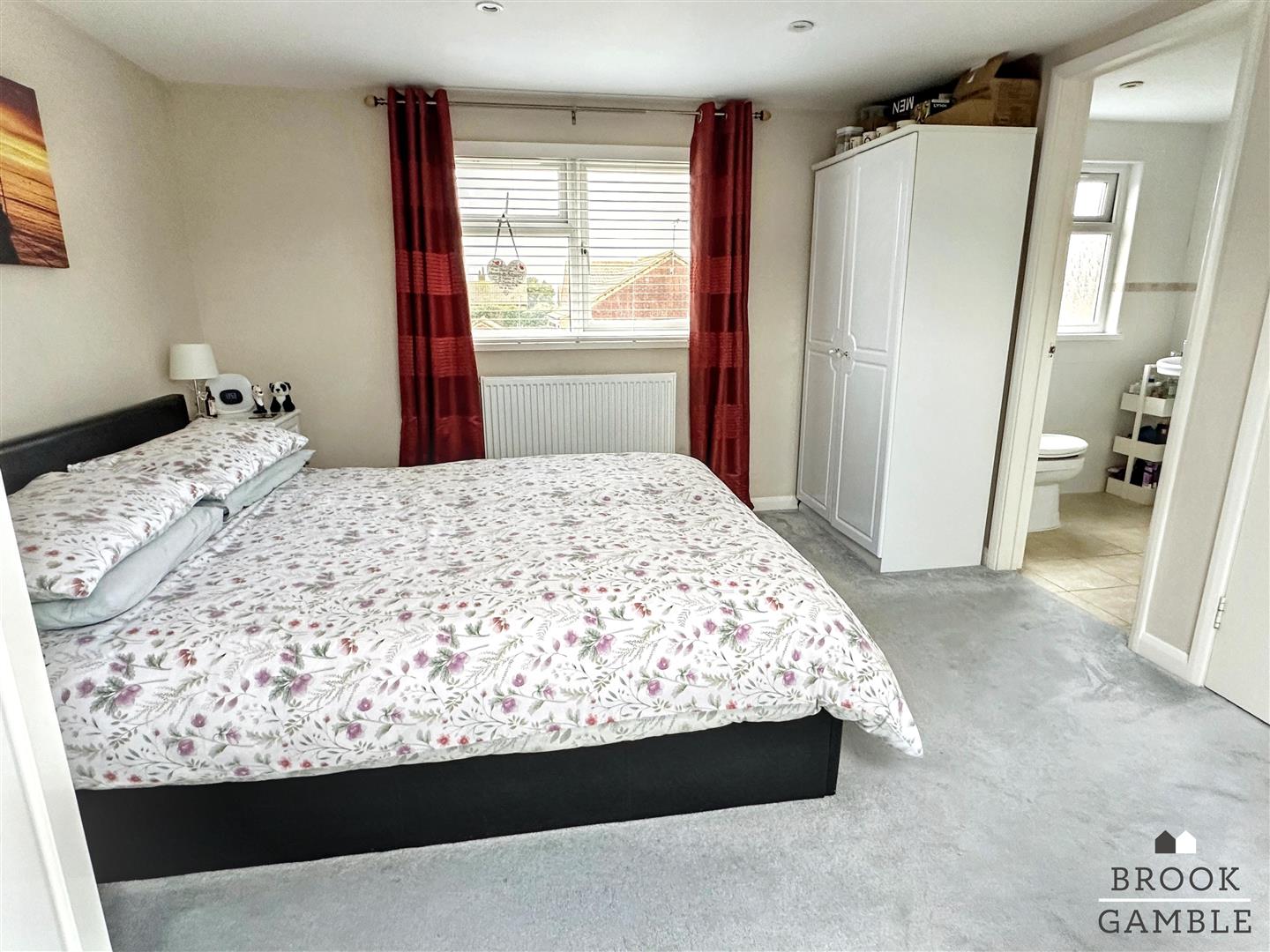 3 Bedroom House. Rockhurst Drive in Eastbourne, East Sussex 12